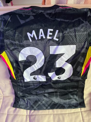 Mael J.